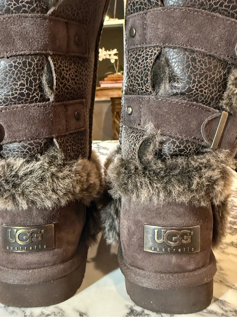 RARE 👈🏼 UGG Skylah Mid-Calf Bomber Leather Shearling Boots Brown Size 6 Pristine